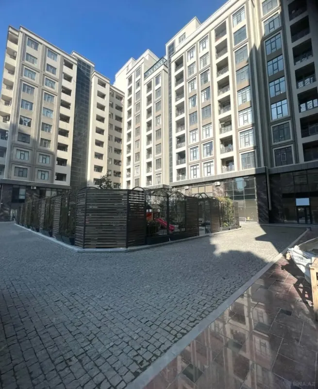 Satılır 3 otaqlı mənzil 120 m²