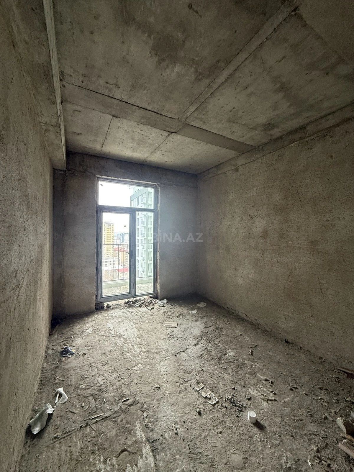 Satılır 2 otaqlı mənzil 69 m²