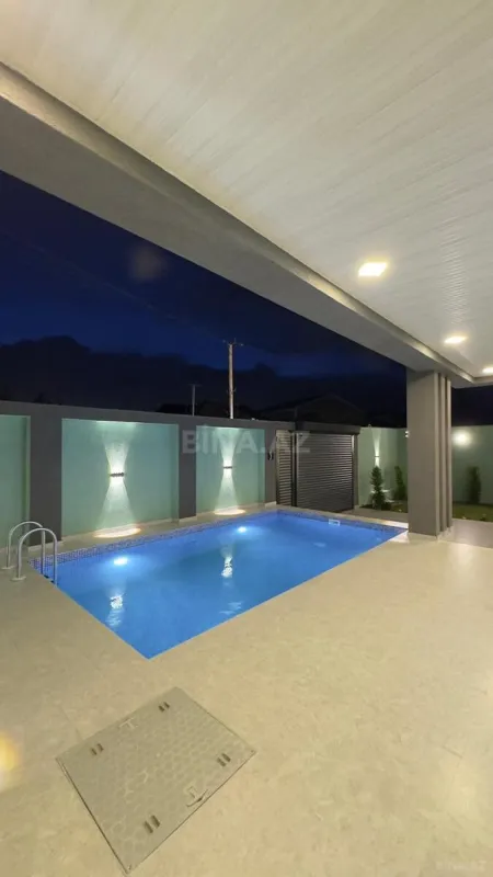 Satılır 4 otaqlı həyət evi 180 m²