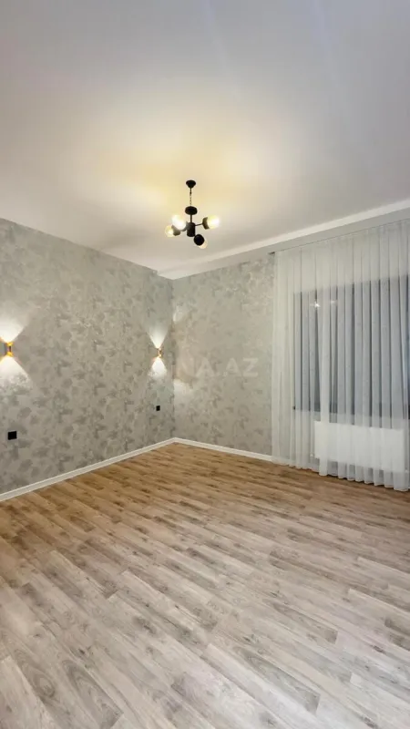 Satılır 4 otaqlı həyət evi 180 m²