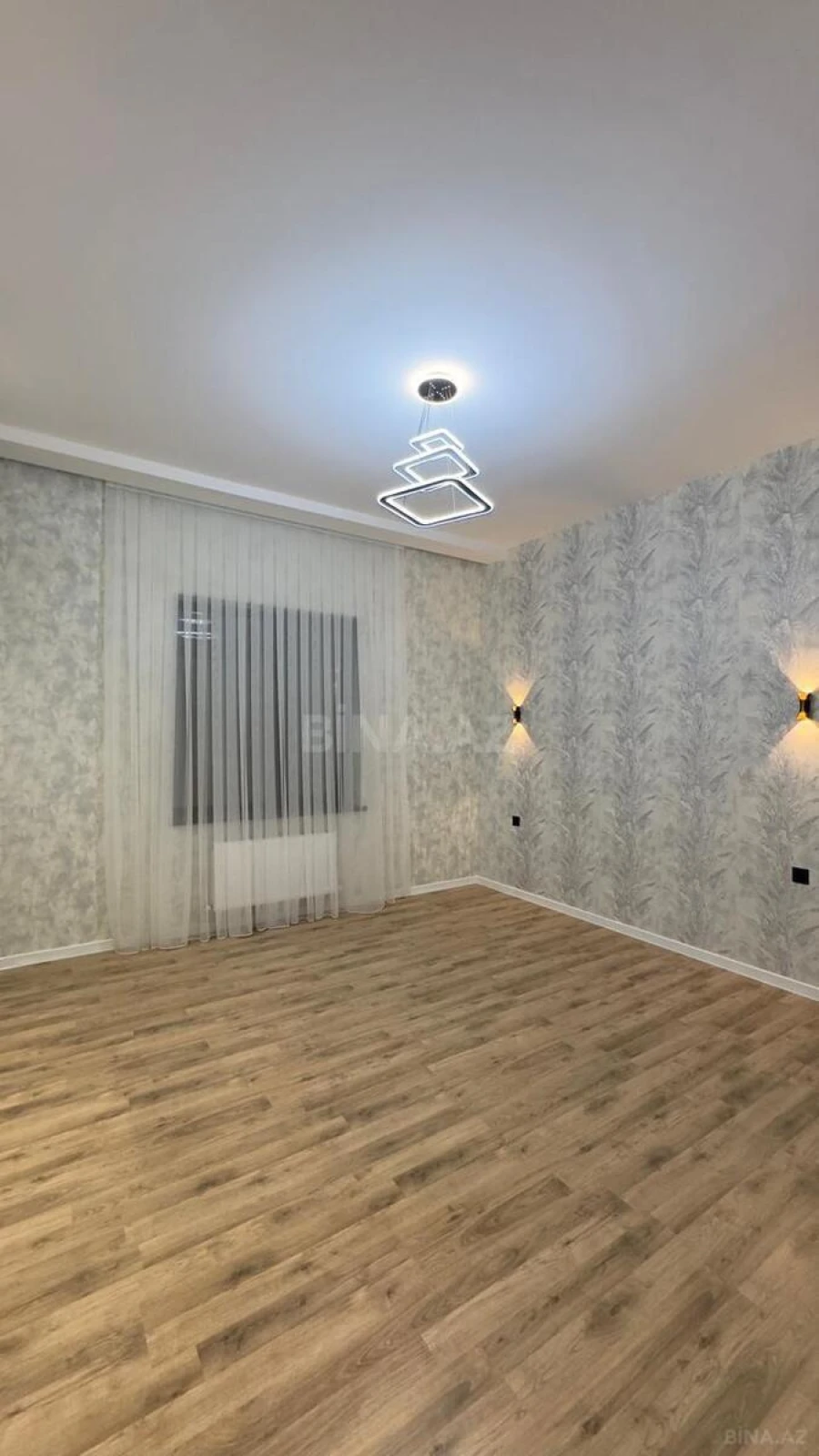 Satılır 4 otaqlı həyət evi 180 m²