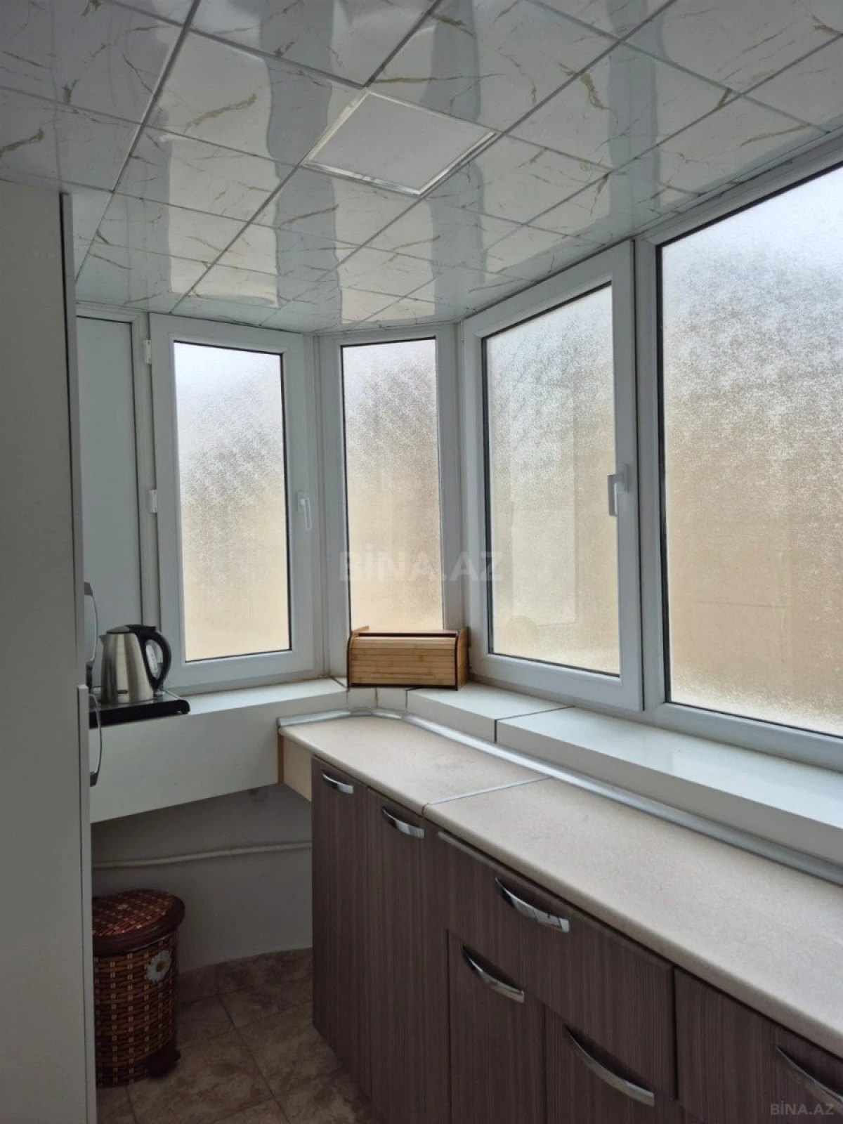 Satılır 2 otaqlı mənzil 74 m²