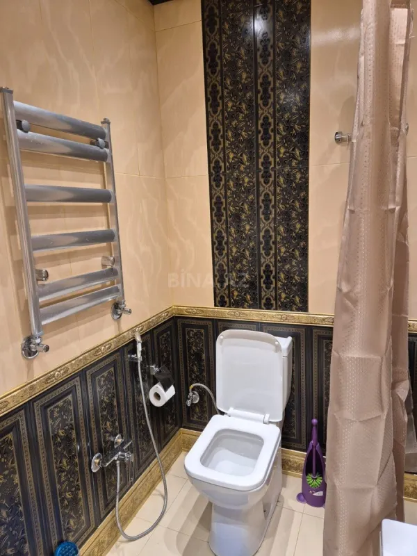 Satılır 2 otaqlı mənzil 74 m²