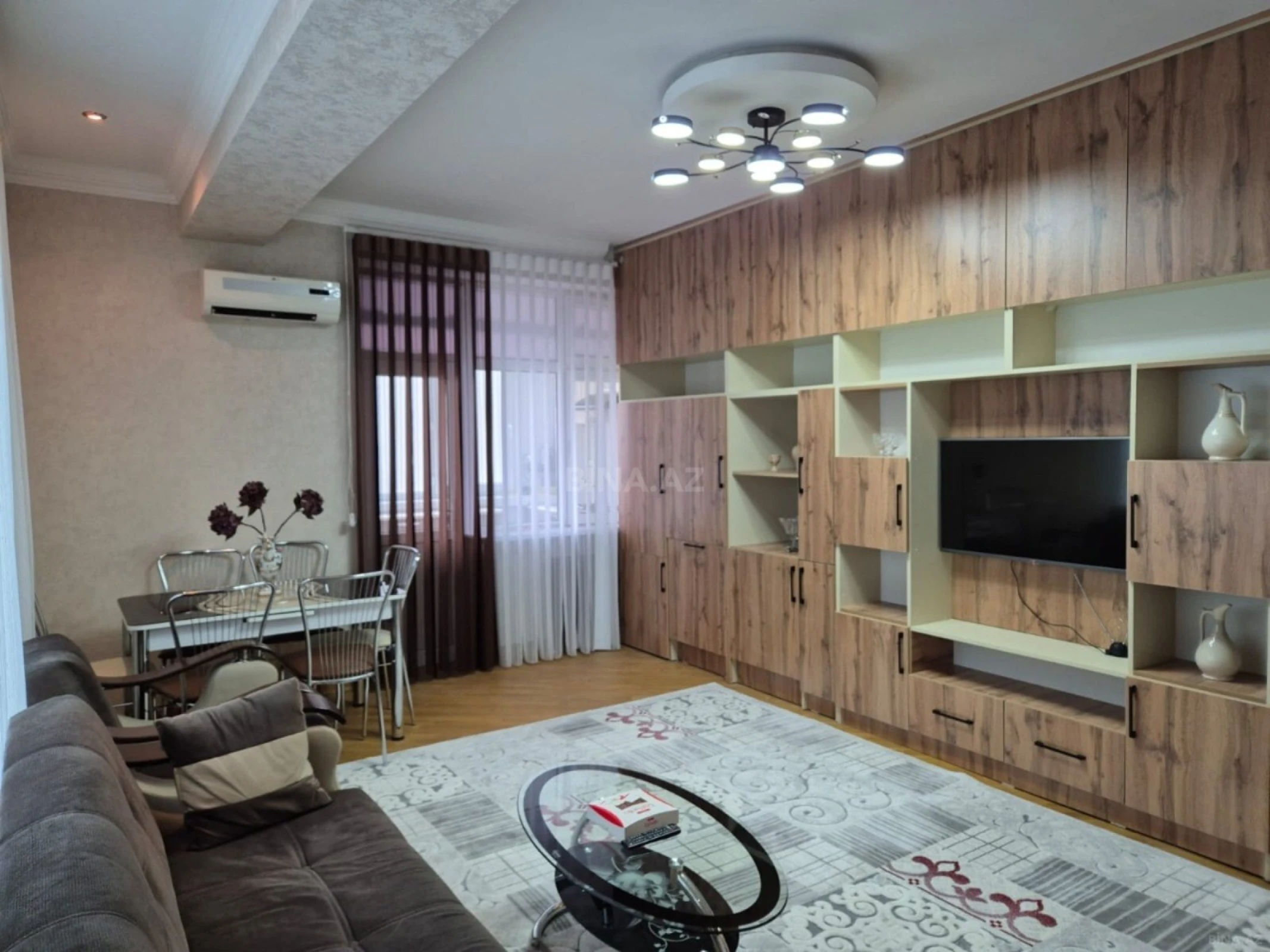 Satılır 2 otaqlı mənzil 74 m²