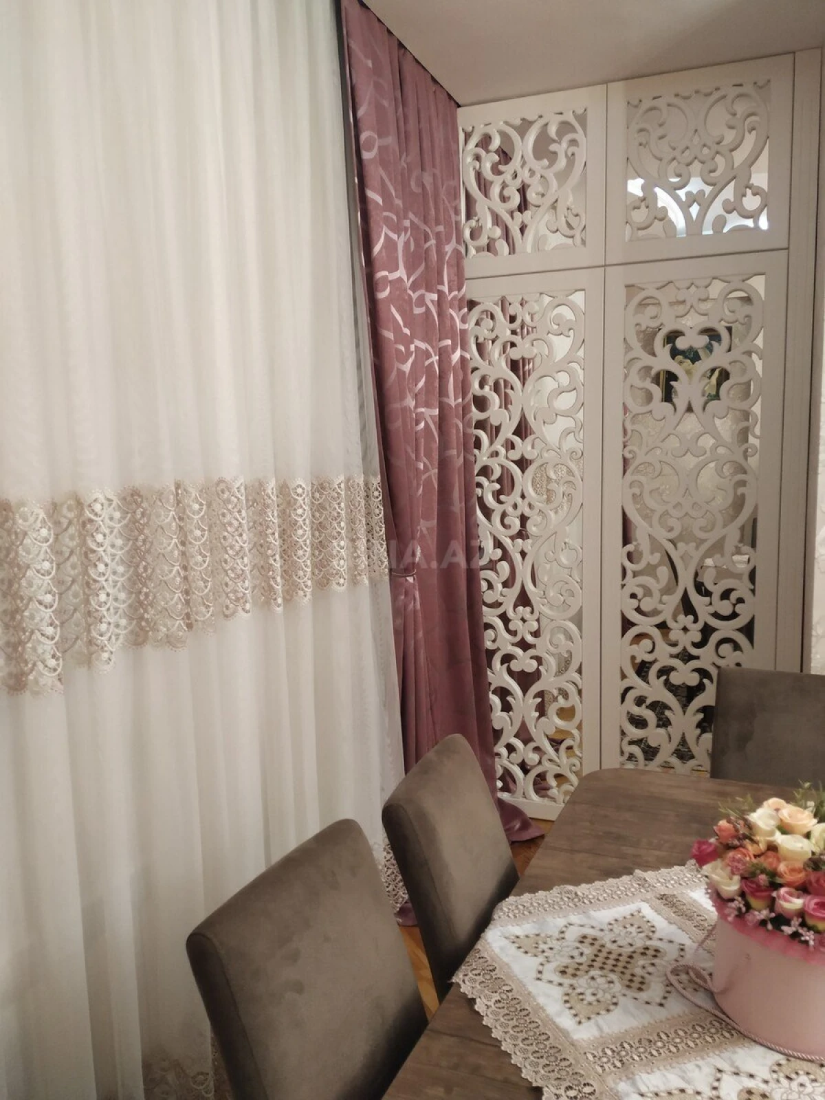 Satılır 2 otaqlı mənzil 90 m²