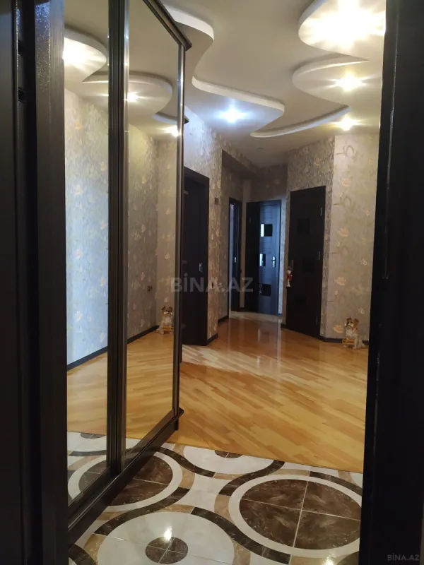 Satılır 2 otaqlı mənzil 90 m²