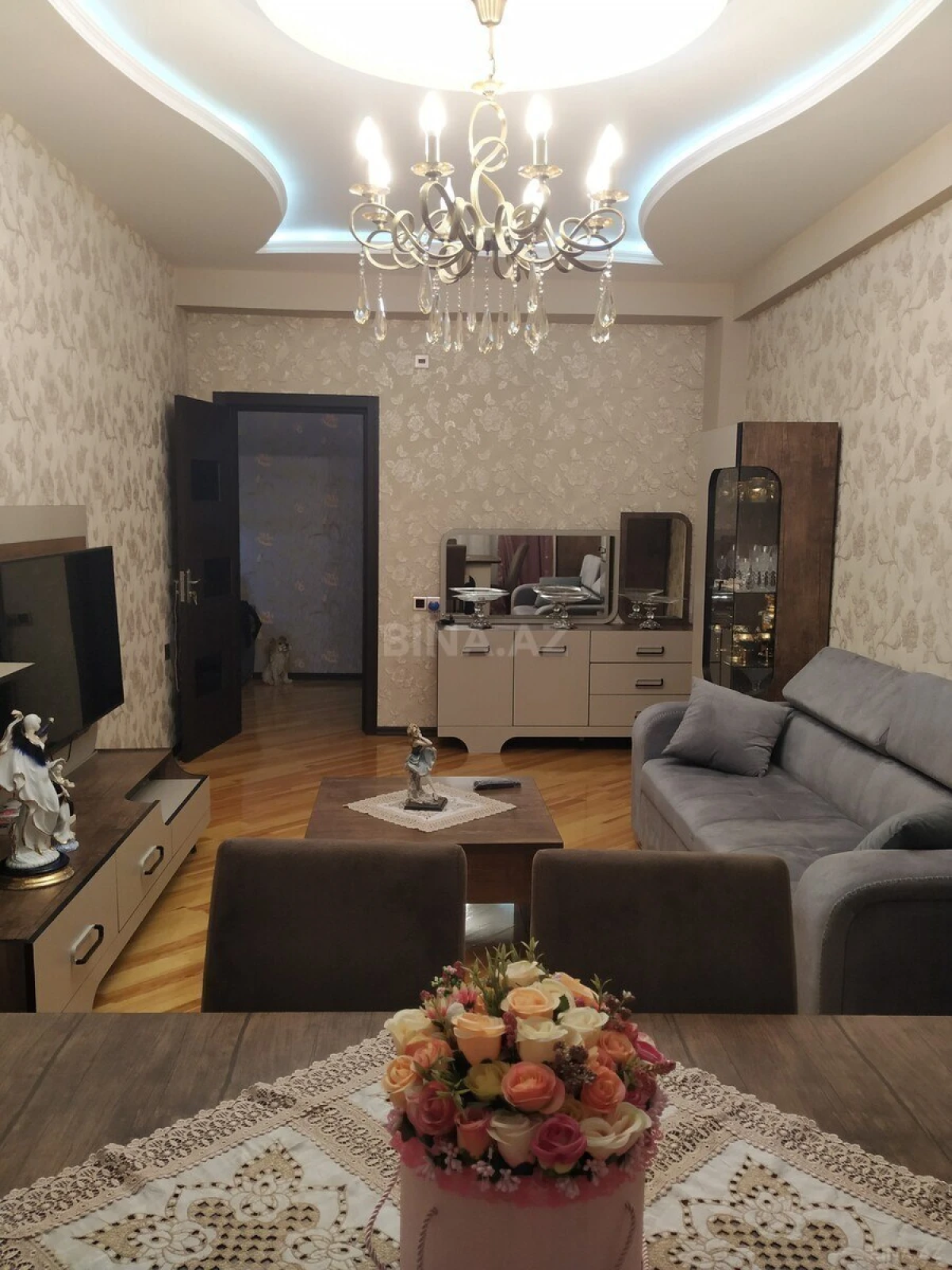 Satılır 2 otaqlı mənzil 90 m²