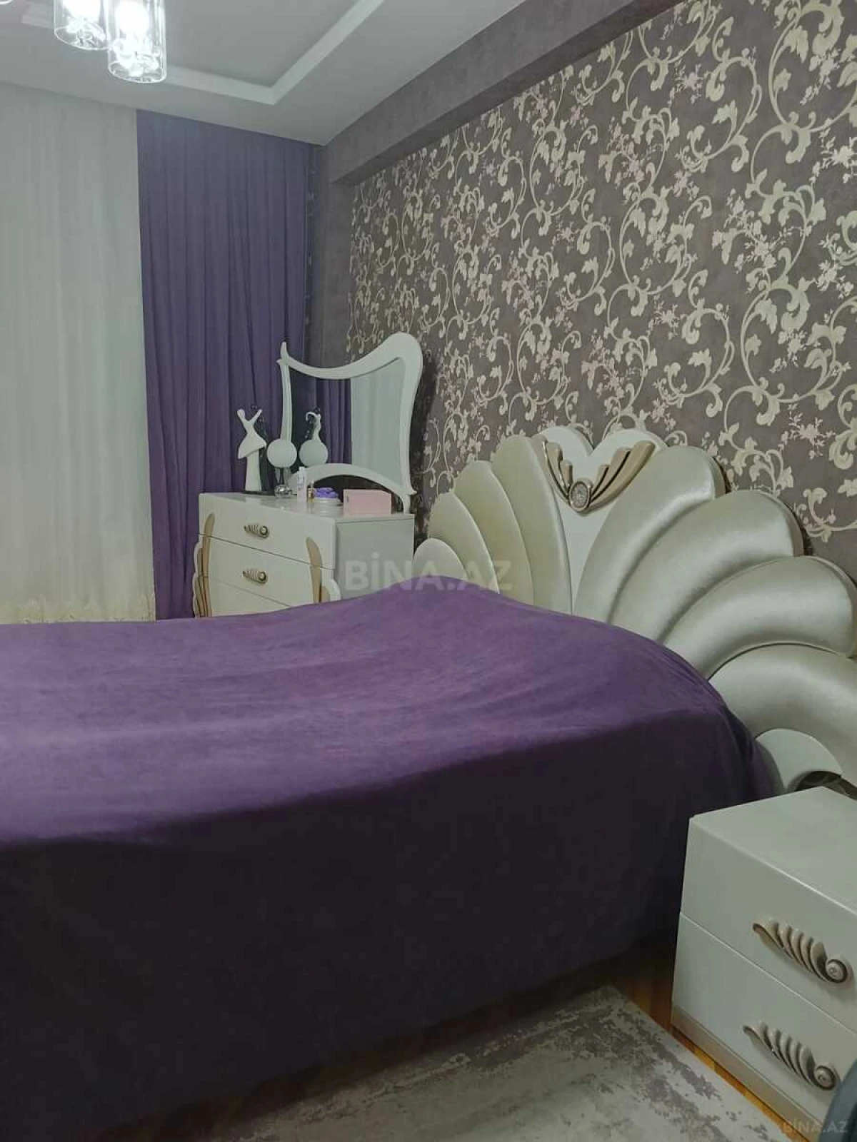 Satılır 2 otaqlı mənzil 90 m²