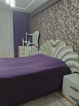 Satılır 2 otaqlı mənzil 90 m²