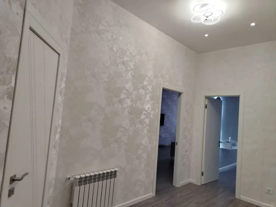 Kirayə verilir 2 otaqlı mənzil 100 m²