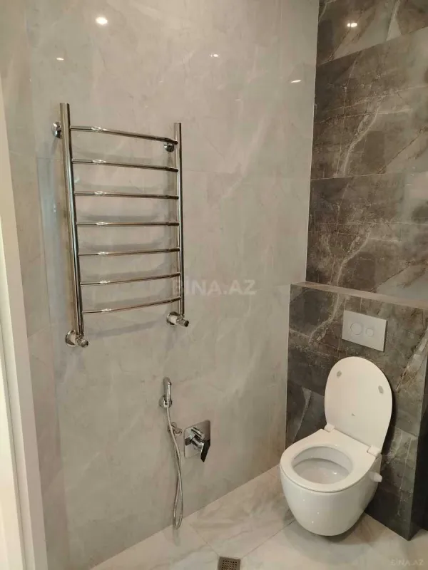 Kirayə verilir 2 otaqlı mənzil 100 m²