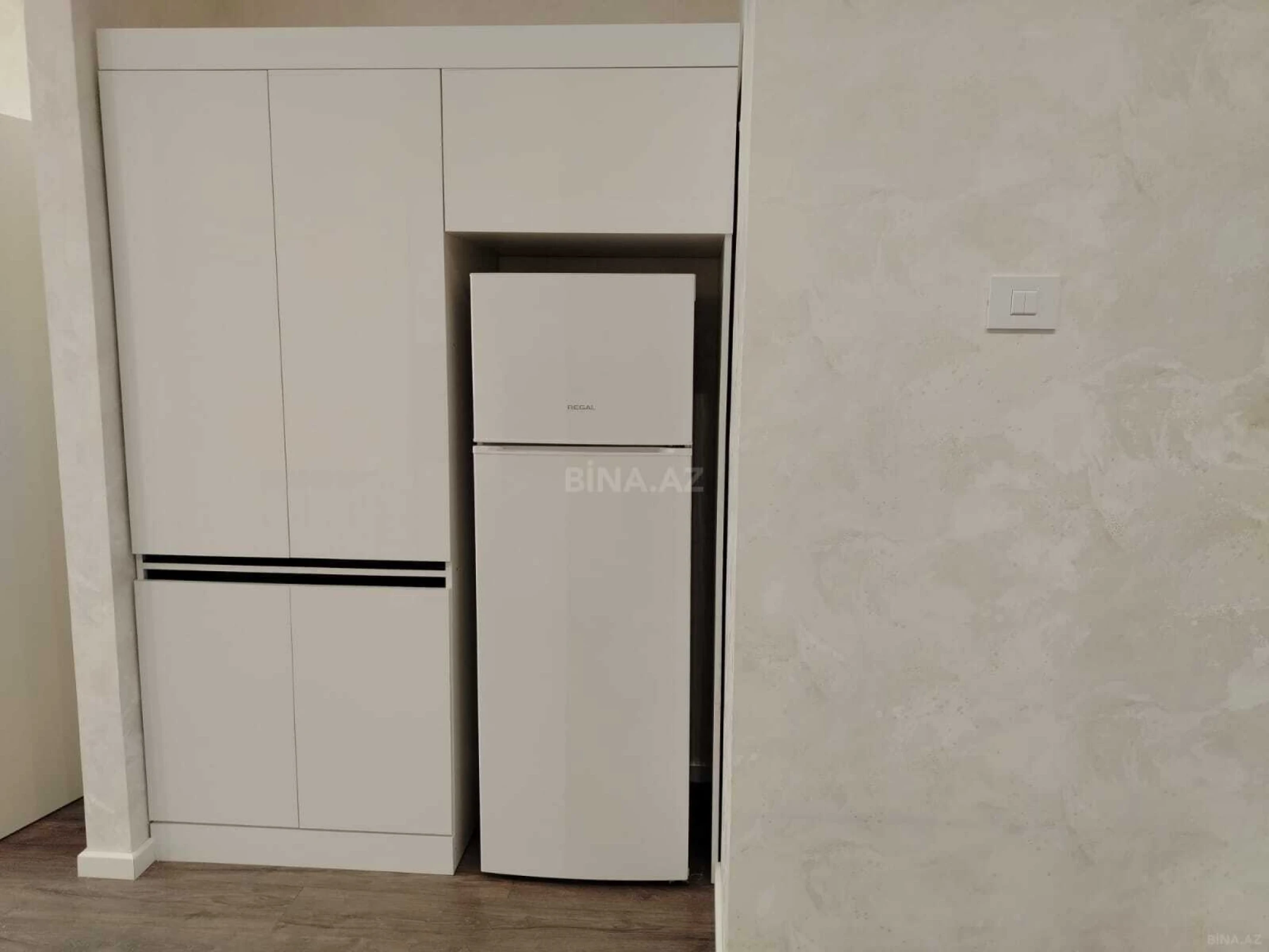 Kirayə verilir 2 otaqlı mənzil 100 m²