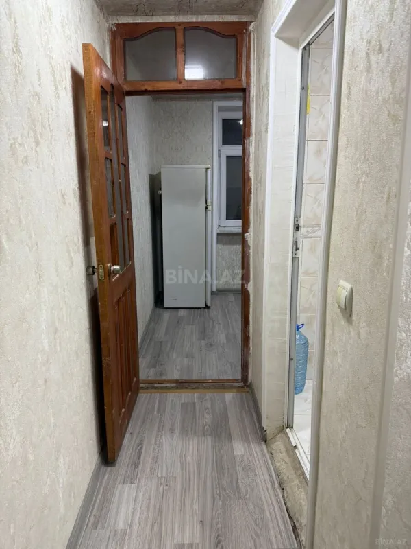 Satılır 1 otaqlı mənzil 385 m²