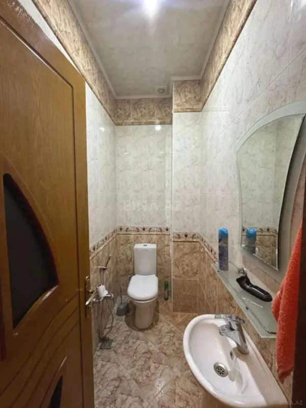 Satılır 4 otaqlı mənzil 185 m²