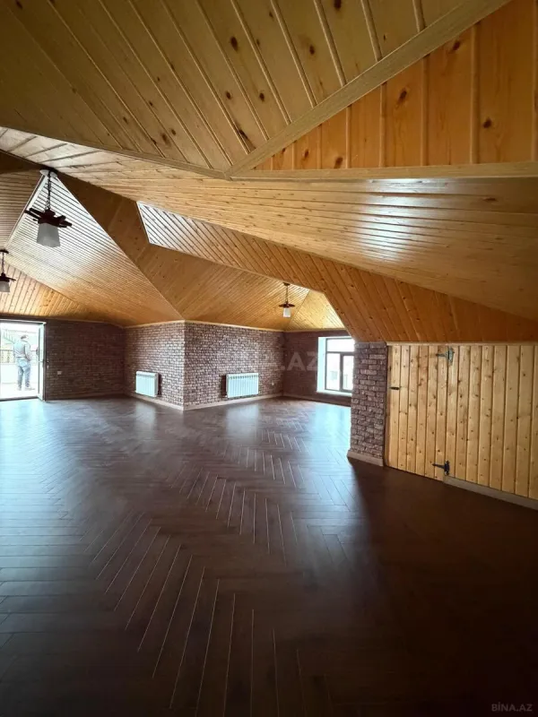 Satılır 8 otaqlı həyət evi 780 m²