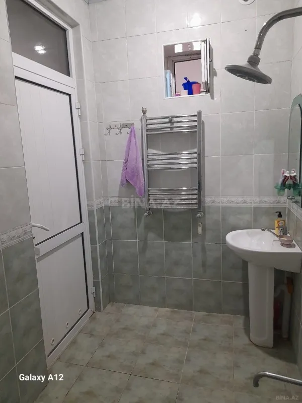 Satılır 4 otaqlı həyət evi 118 m²