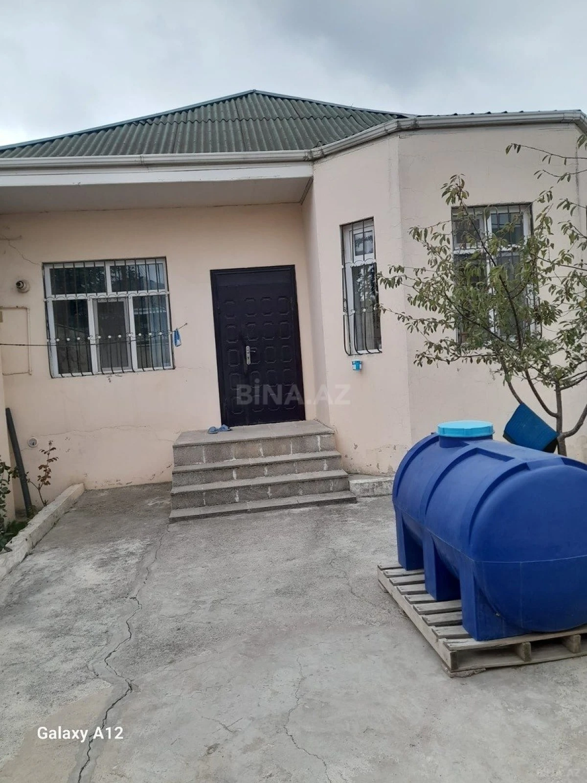 Satılır 4 otaqlı həyət evi 118 m²