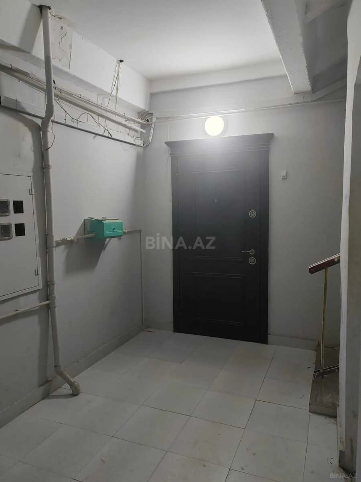 Satılır 4 otaqlı mənzil 95 m²