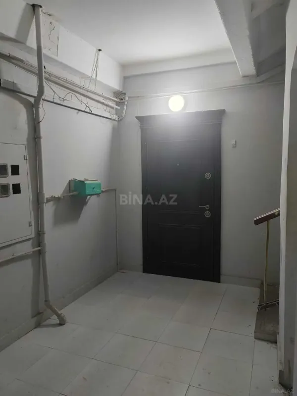 Satılır 4 otaqlı mənzil 95 m²