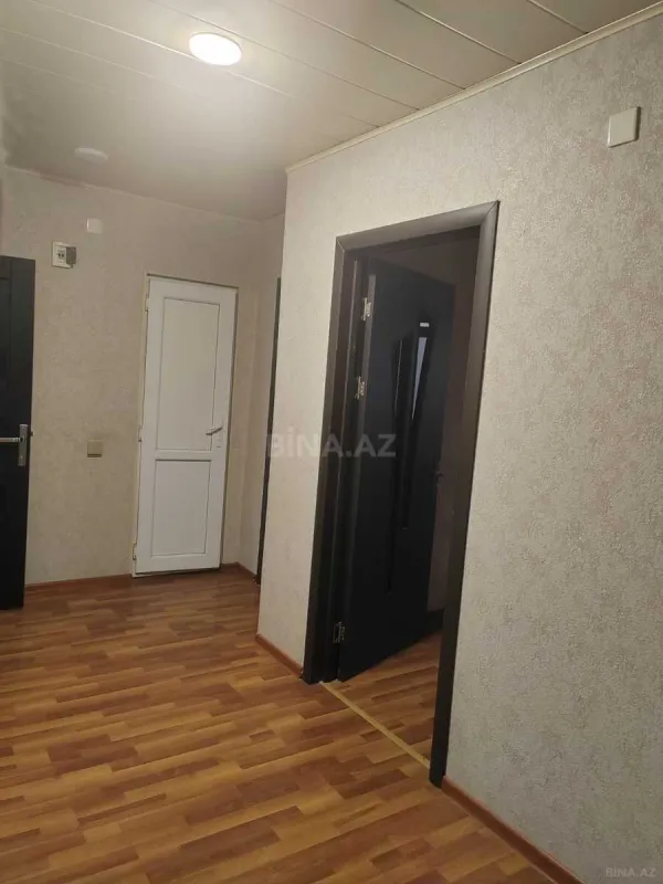 Satılır 4 otaqlı mənzil 95 m²