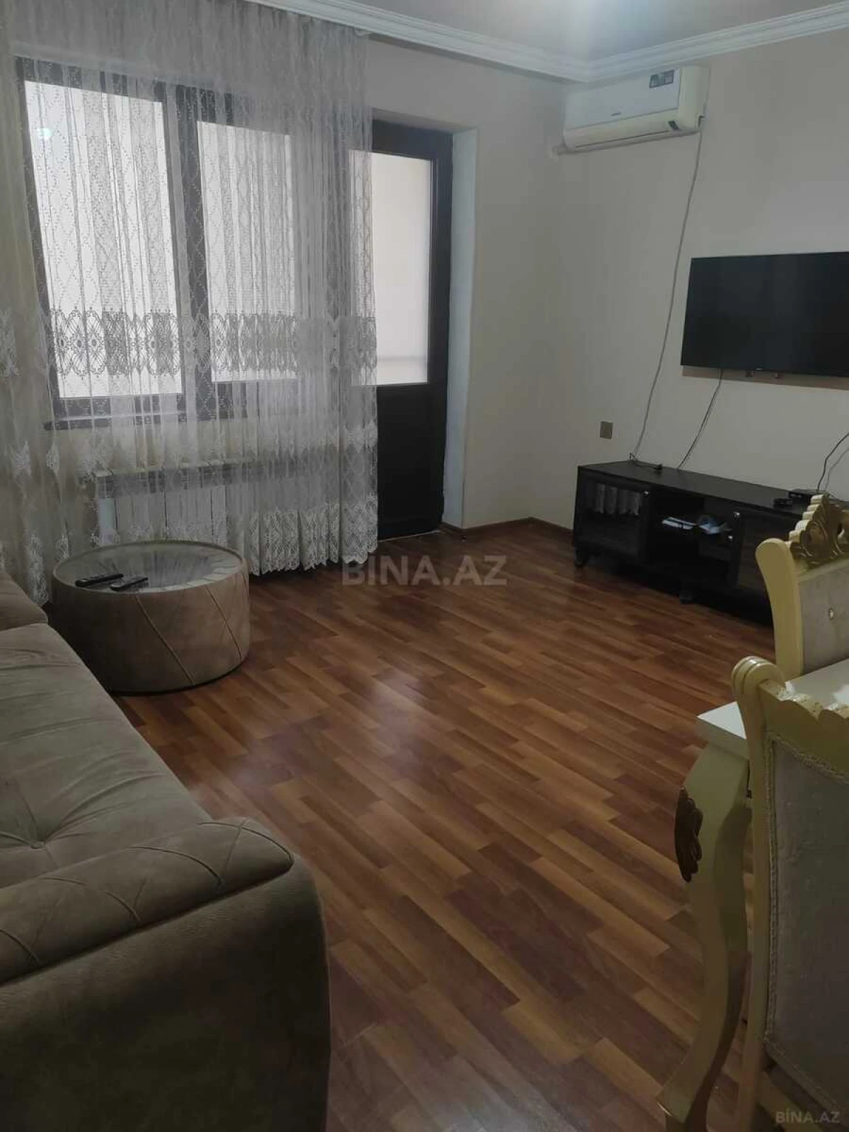 Satılır 4 otaqlı mənzil 95 m²