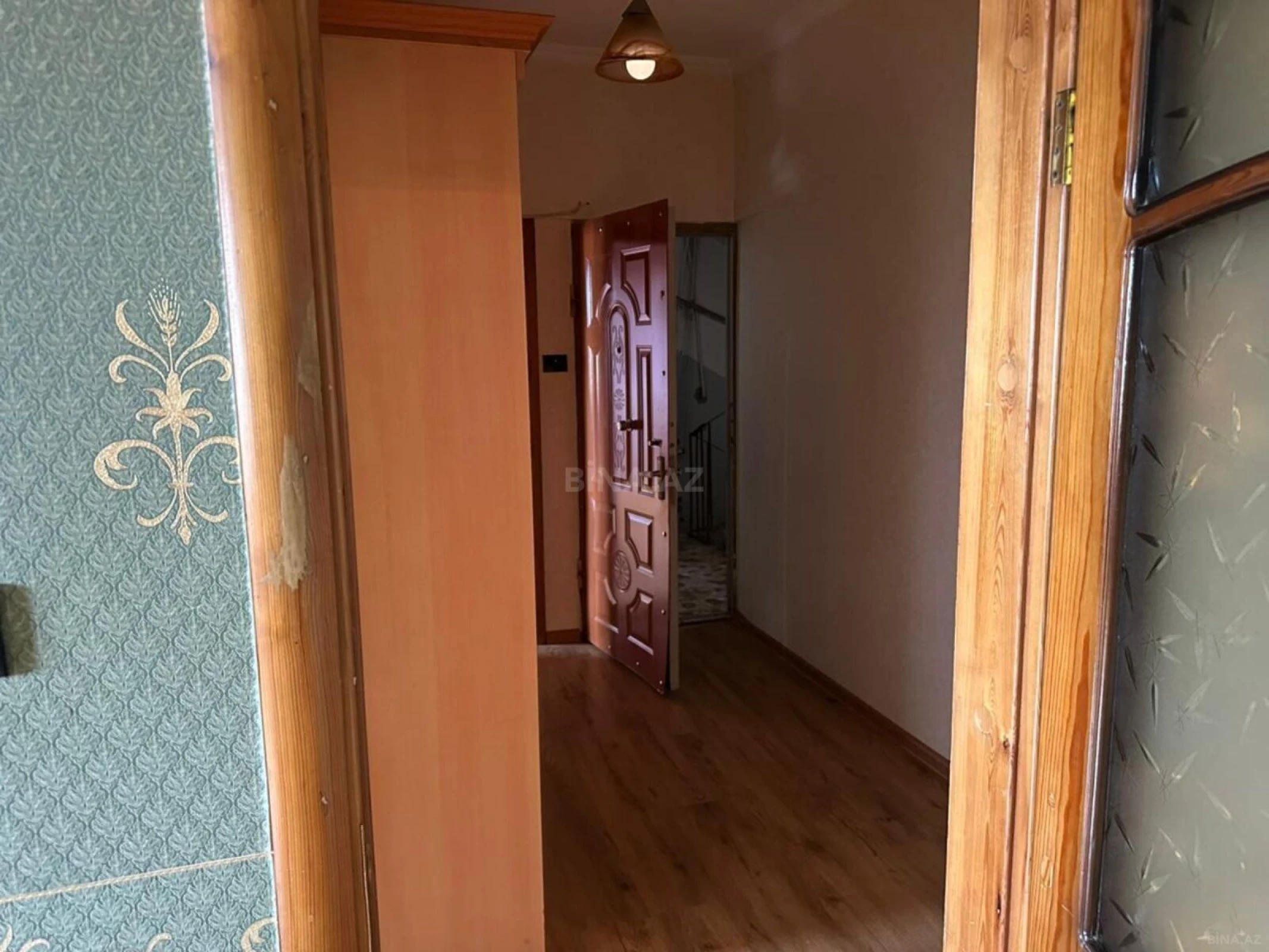 Satılır 4 otaqlı mənzil 81.4 m²