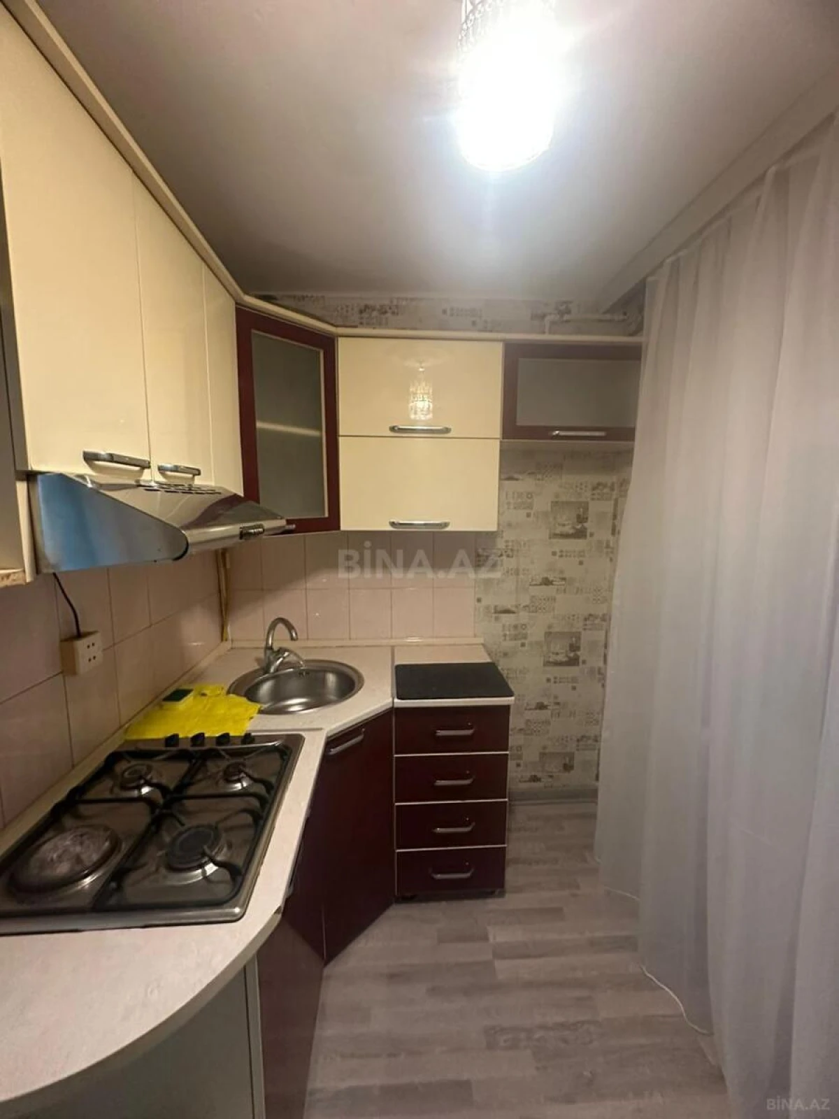 Satılır 1 otaqlı mənzil 35 m²