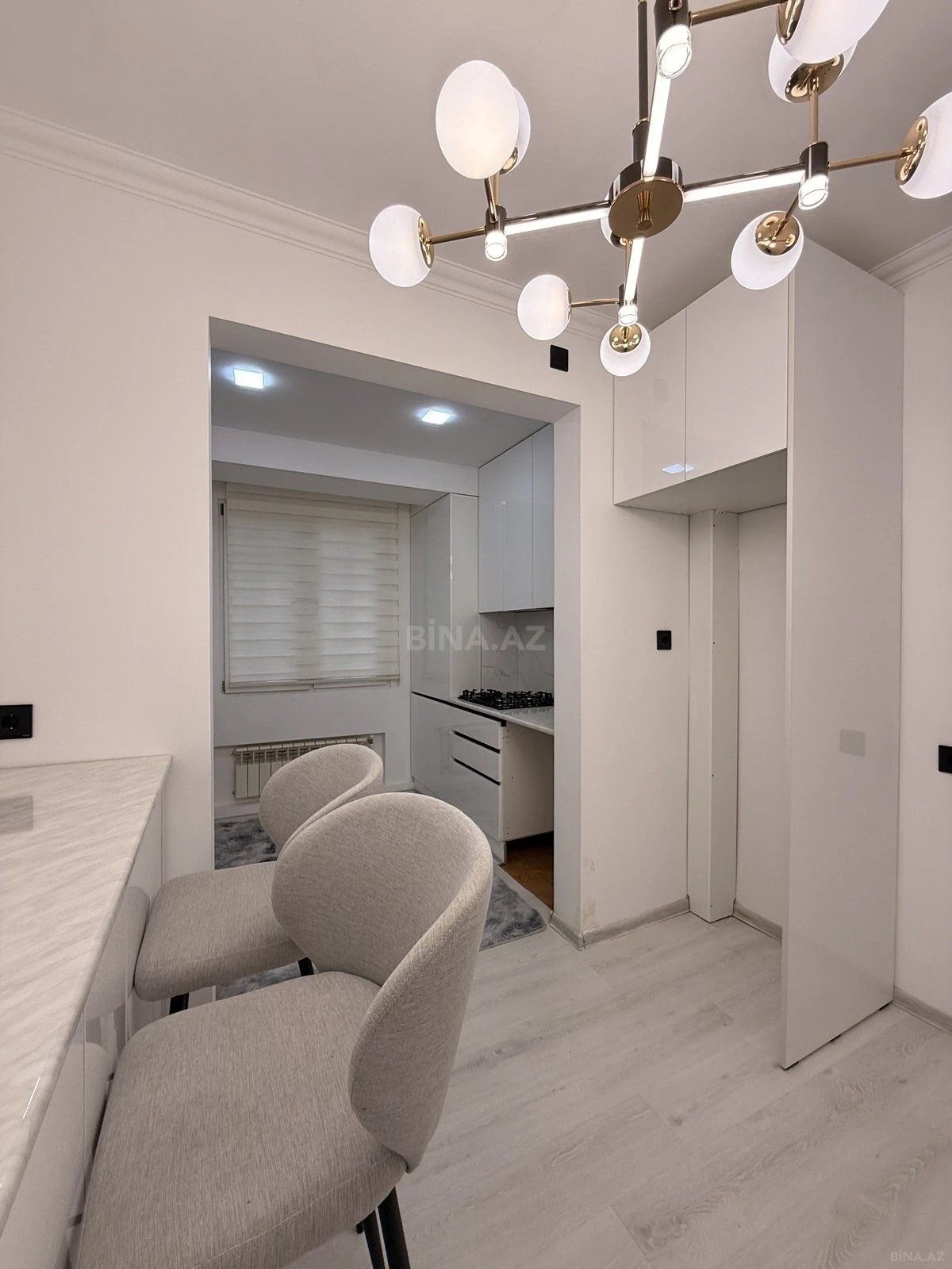 Satılır 2 otaqlı mənzil 65 m²
