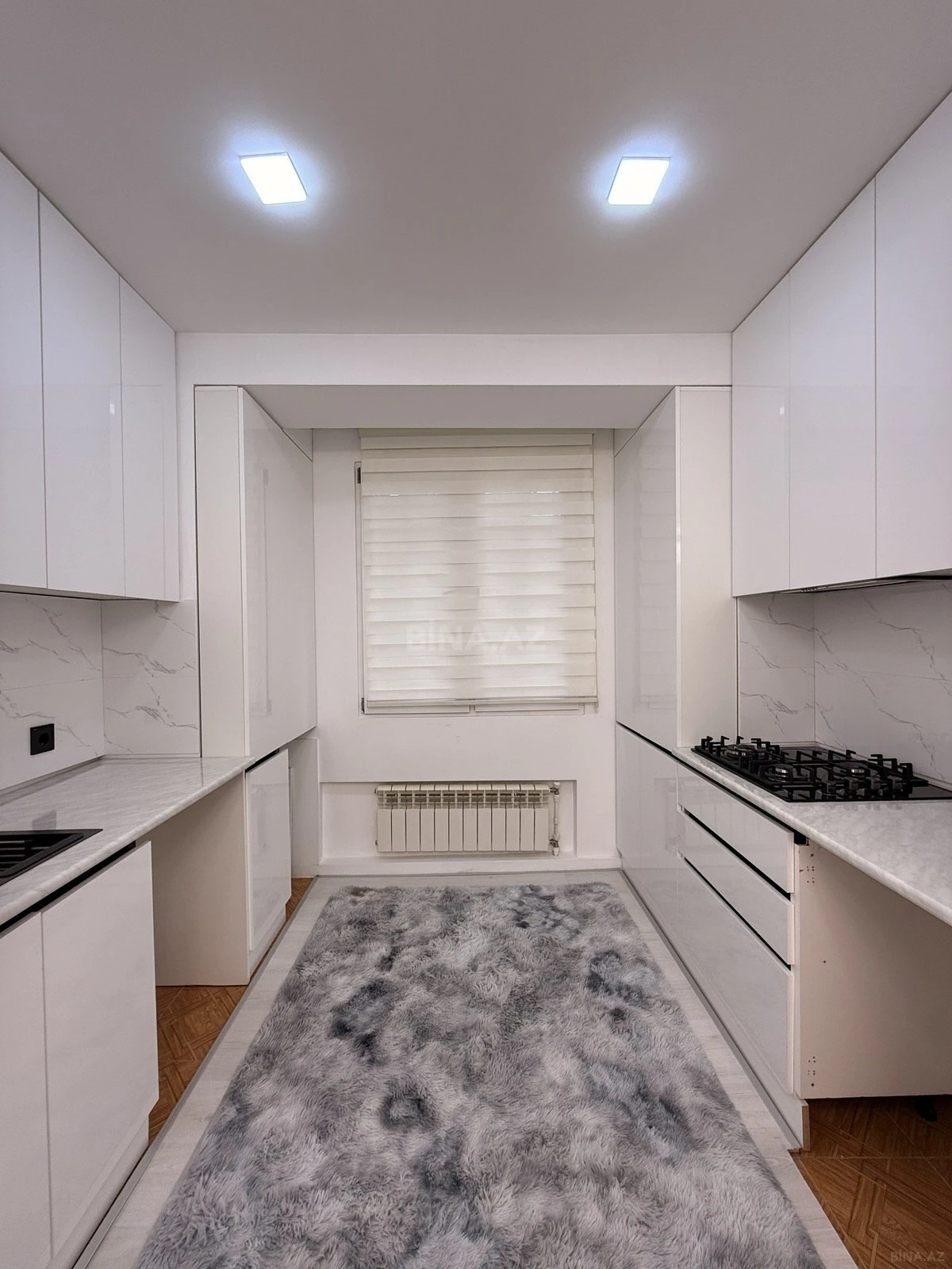 Satılır 2 otaqlı mənzil 65 m²