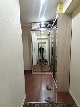 Kirayə verilir 2 otaqlı mənzil 75 m²