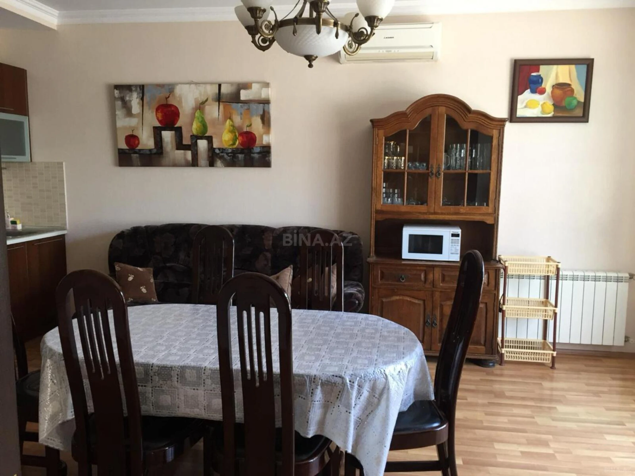 Satılır 5 otaqlı həyət evi 205 m²