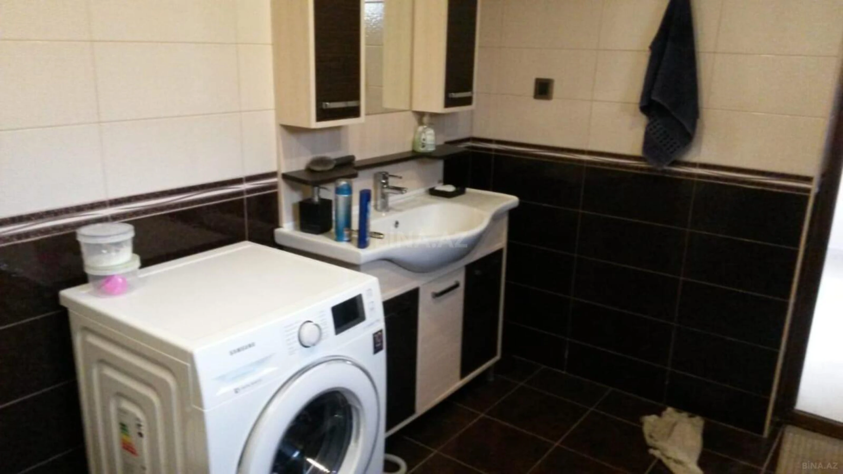 Satılır 5 otaqlı həyət evi 205 m²