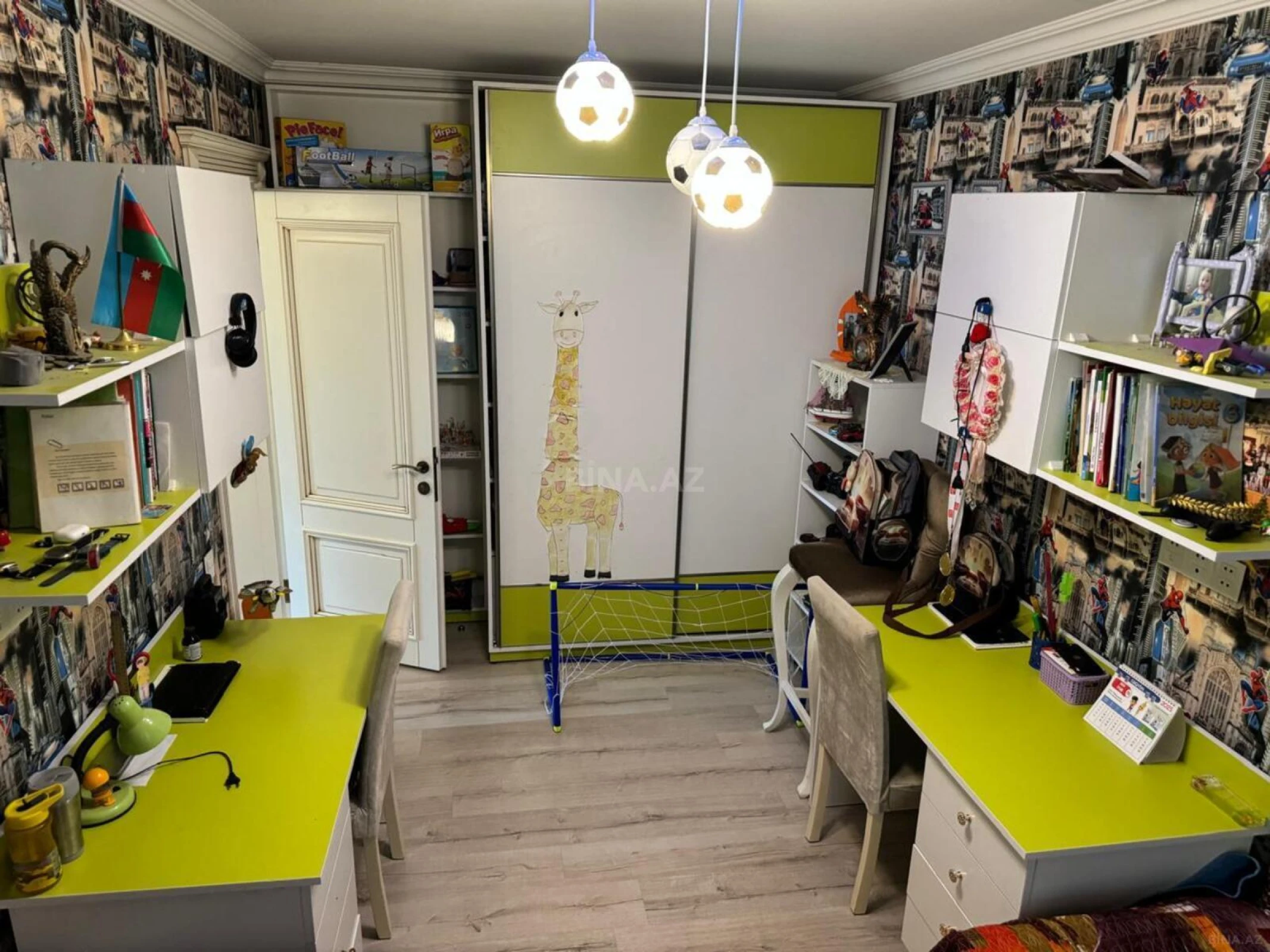 Satılır 5 otaqlı həyət evi 200 m²