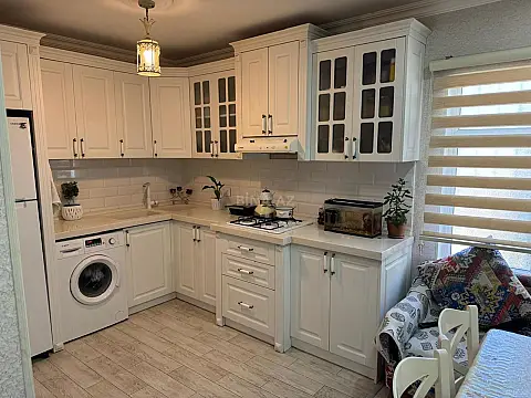 Satılır 5 otaqlı həyət evi 200 m²