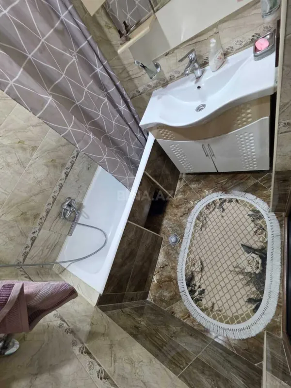 Satılır 3 otaqlı mənzil 70 m²