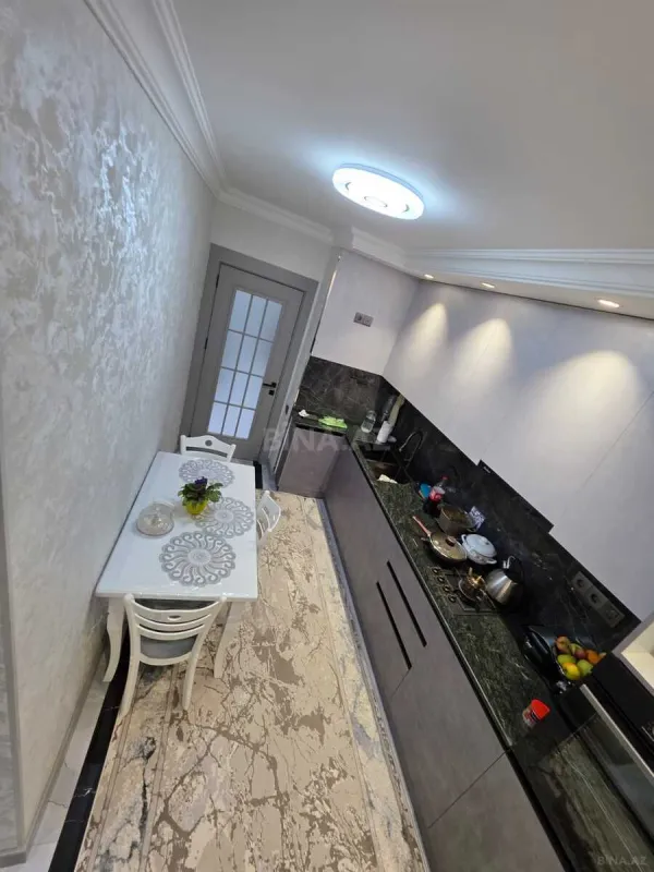 Satılır 3 otaqlı mənzil 70 m²
