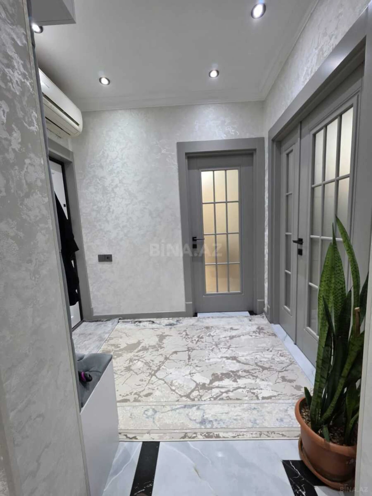Satılır 3 otaqlı mənzil 70 m²