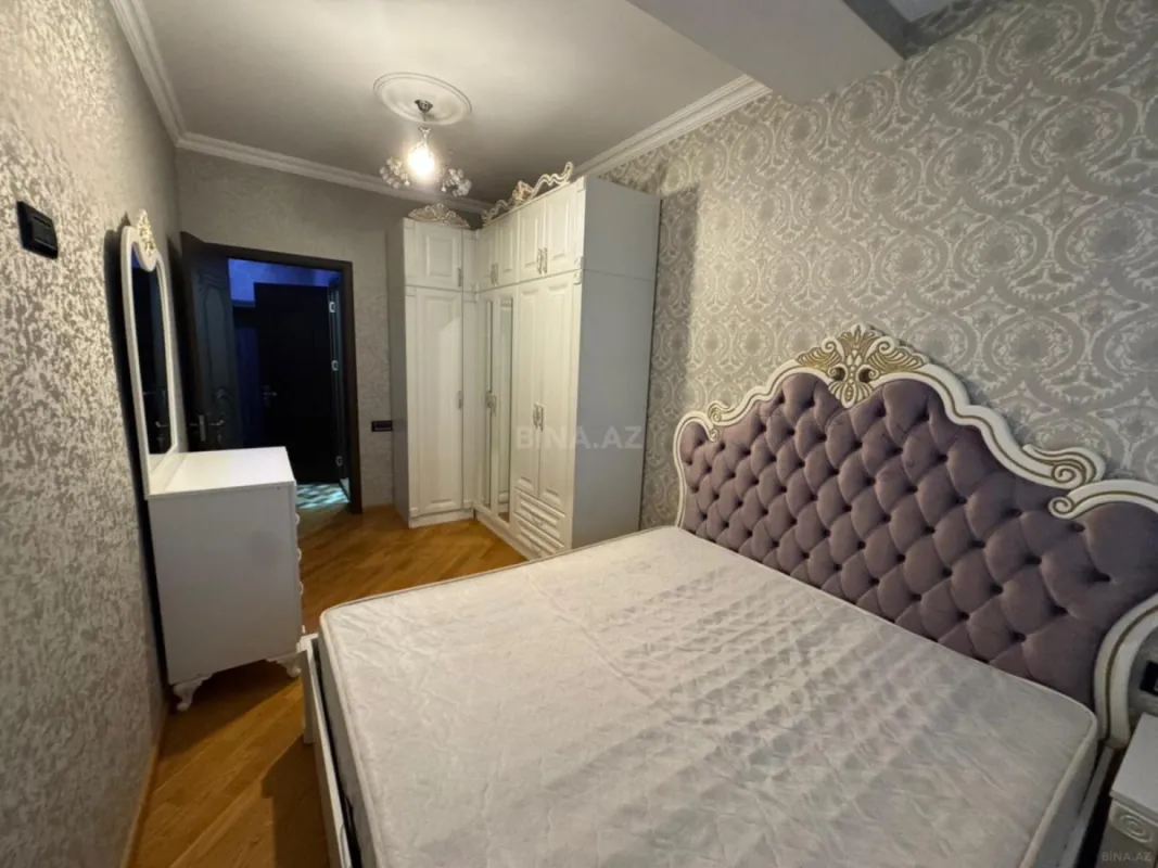Kirayə verilir 2 otaqlı mənzil 82 m²