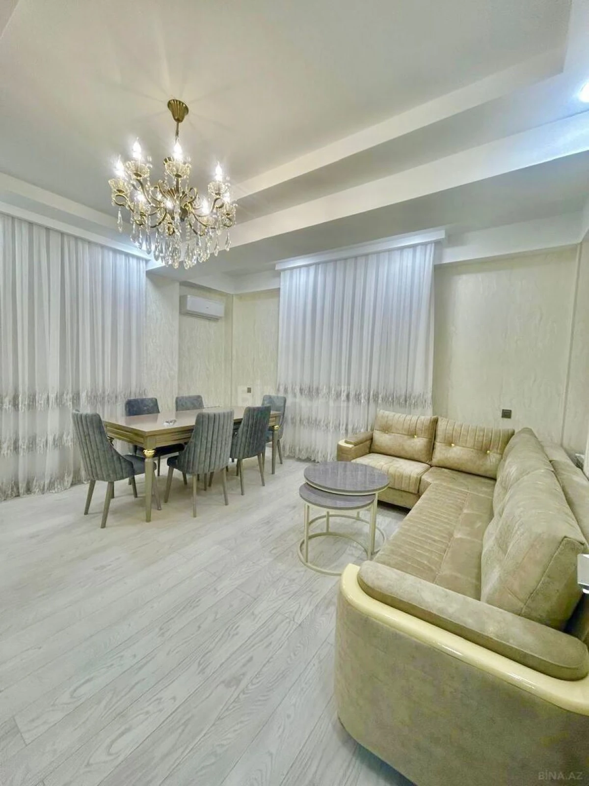 Satılır 2 otaqlı mənzil 80 m²