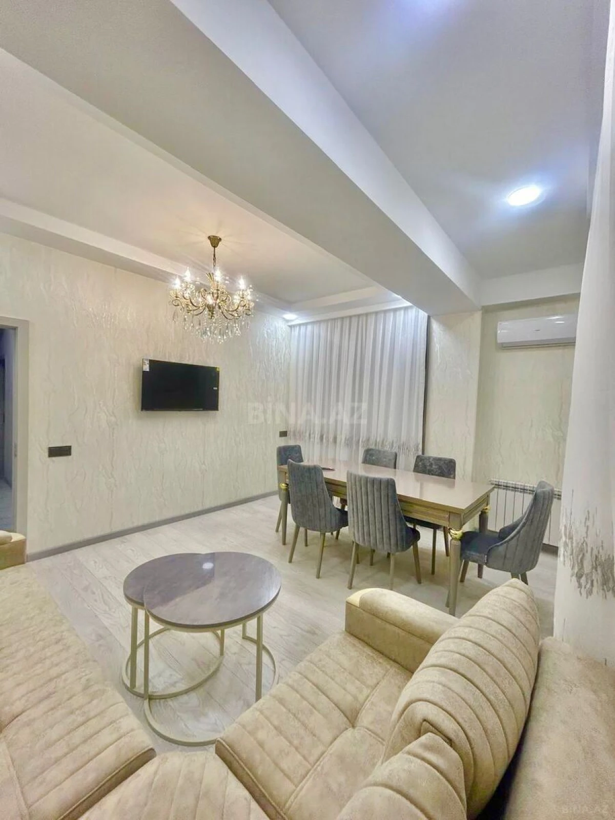 Satılır 2 otaqlı mənzil 80 m²