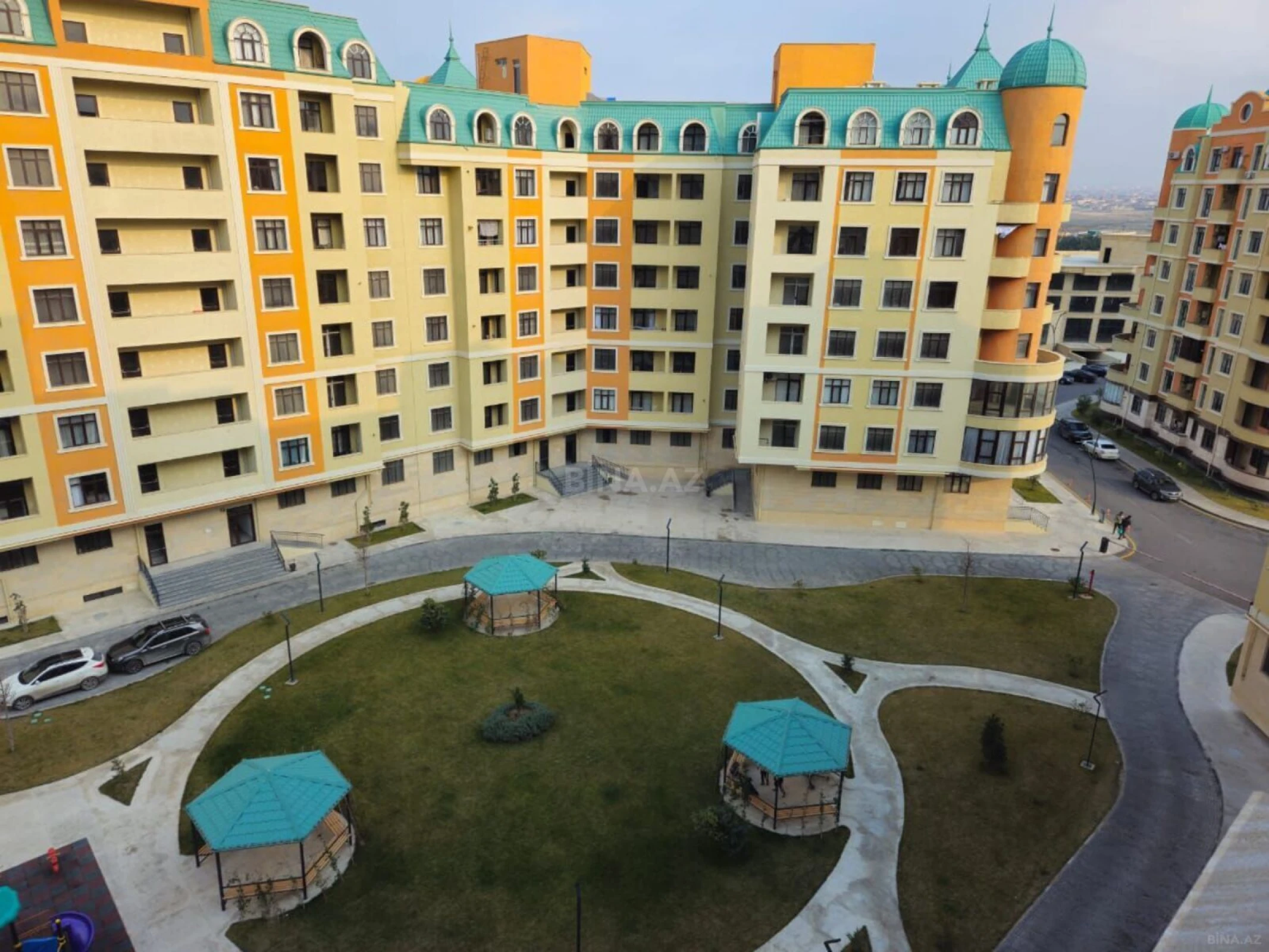 Satılır 2 otaqlı mənzil 80 m²