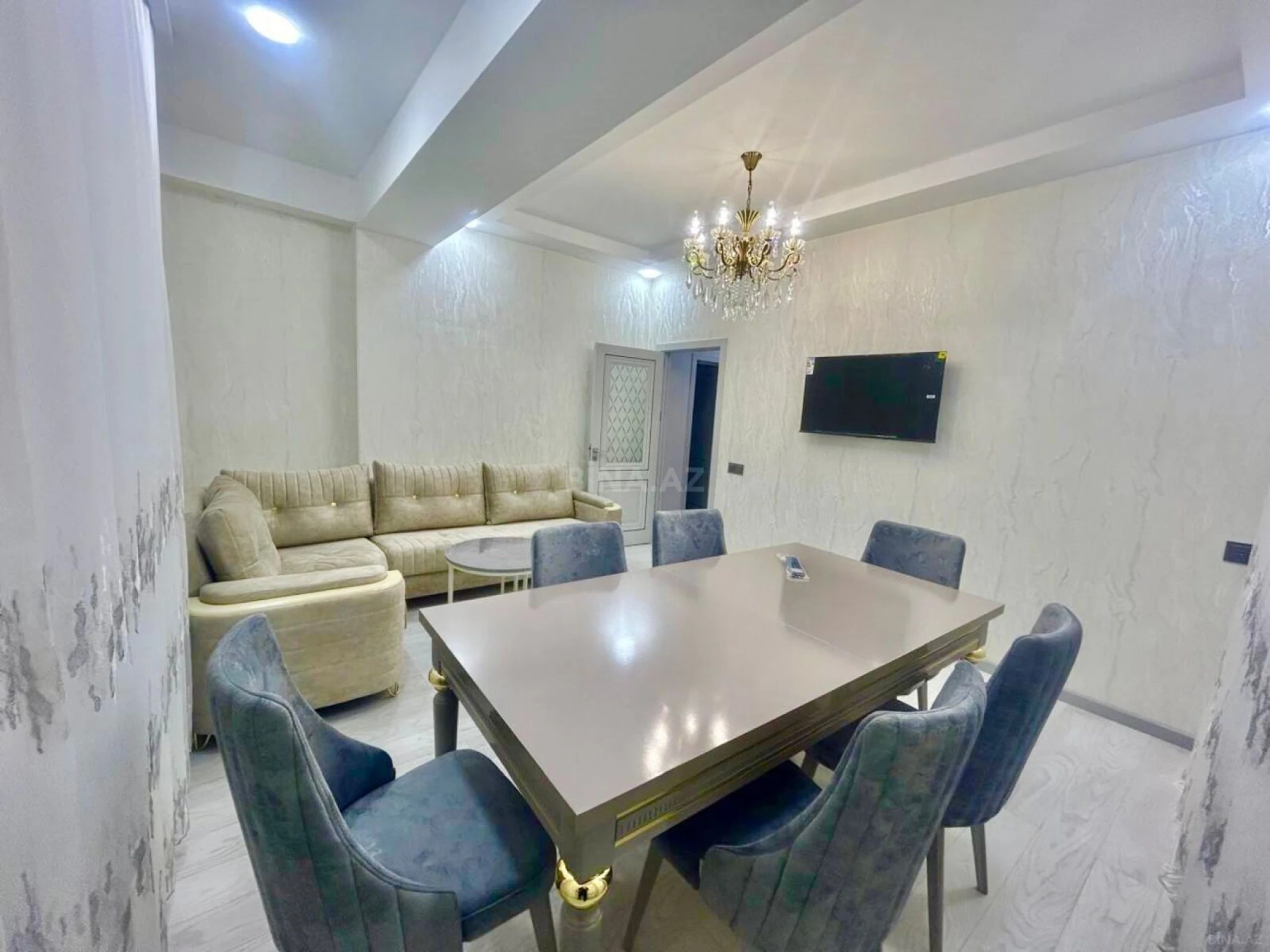 Satılır 2 otaqlı mənzil 80 m²