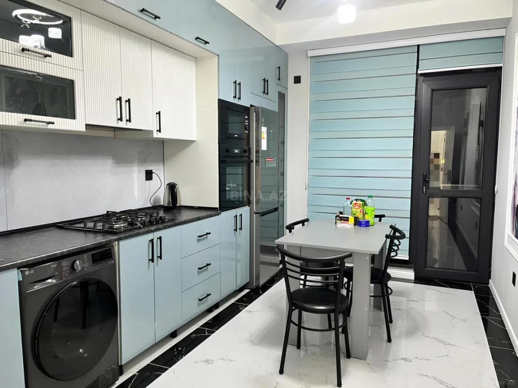 Kirayə verilir 3 otaqlı mənzil 120 m²