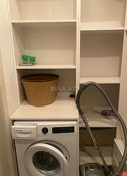 Kirayə verilir 4 otaqlı mənzil 168 m²