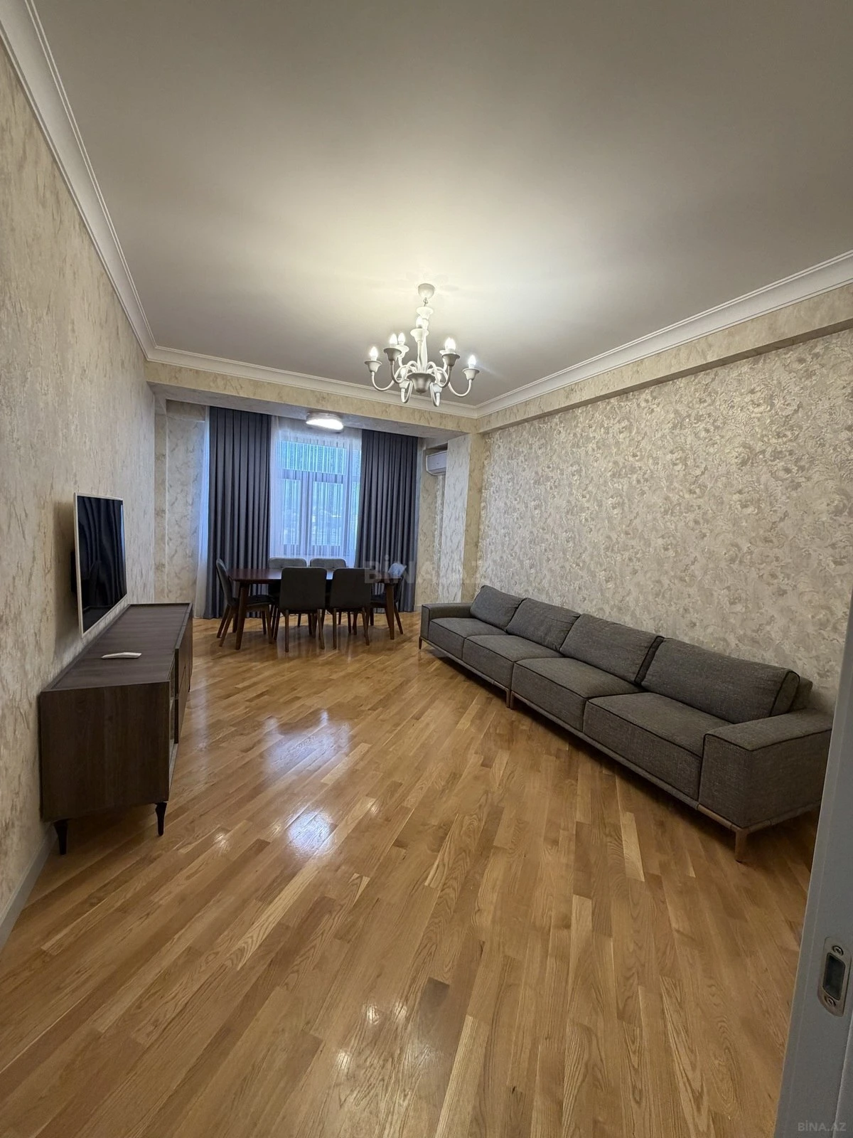 Kirayə verilir 3 otaqlı mənzil 105 m²