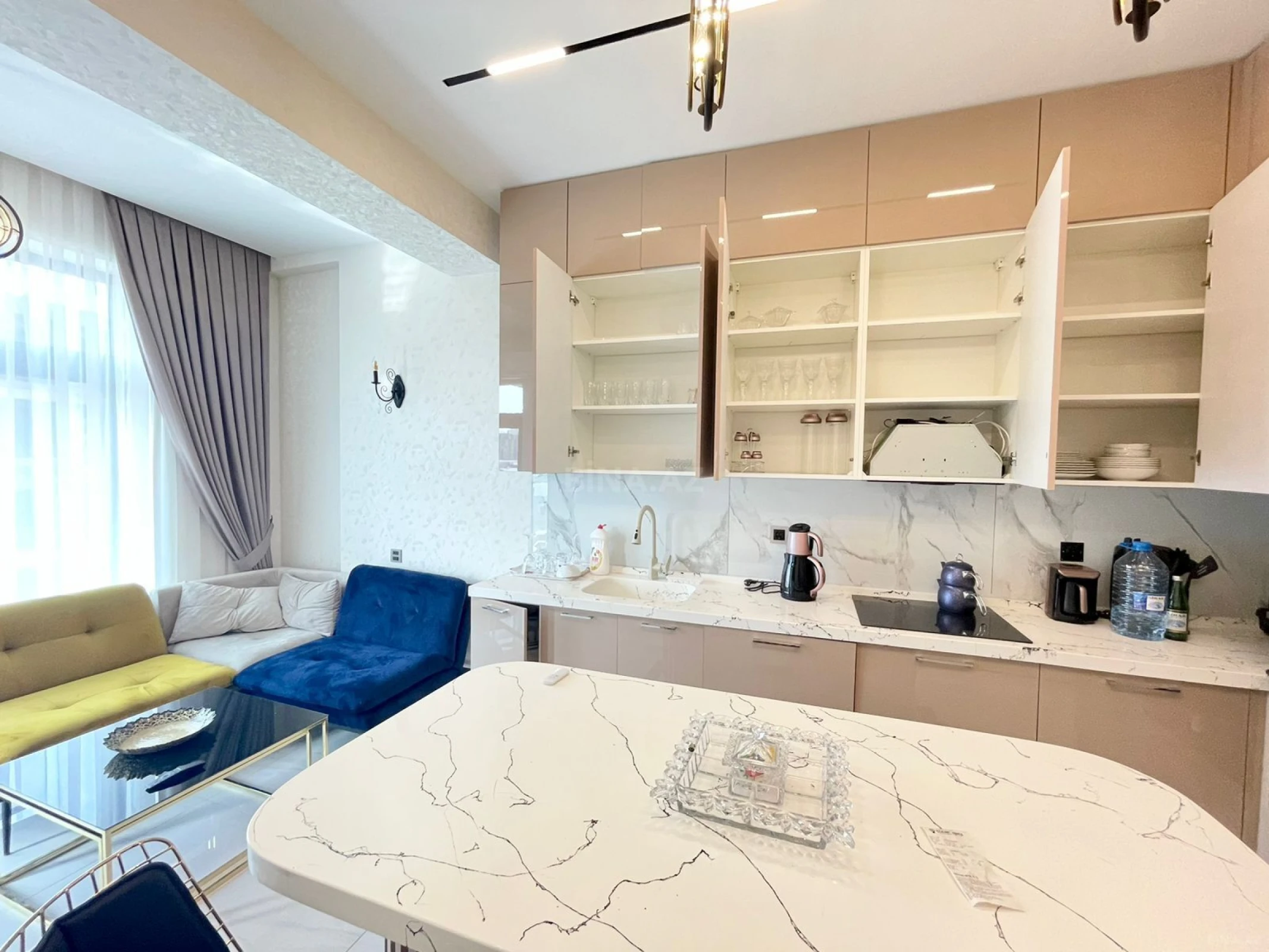 Kirayə verilir 2 otaqlı mənzil 58 m²