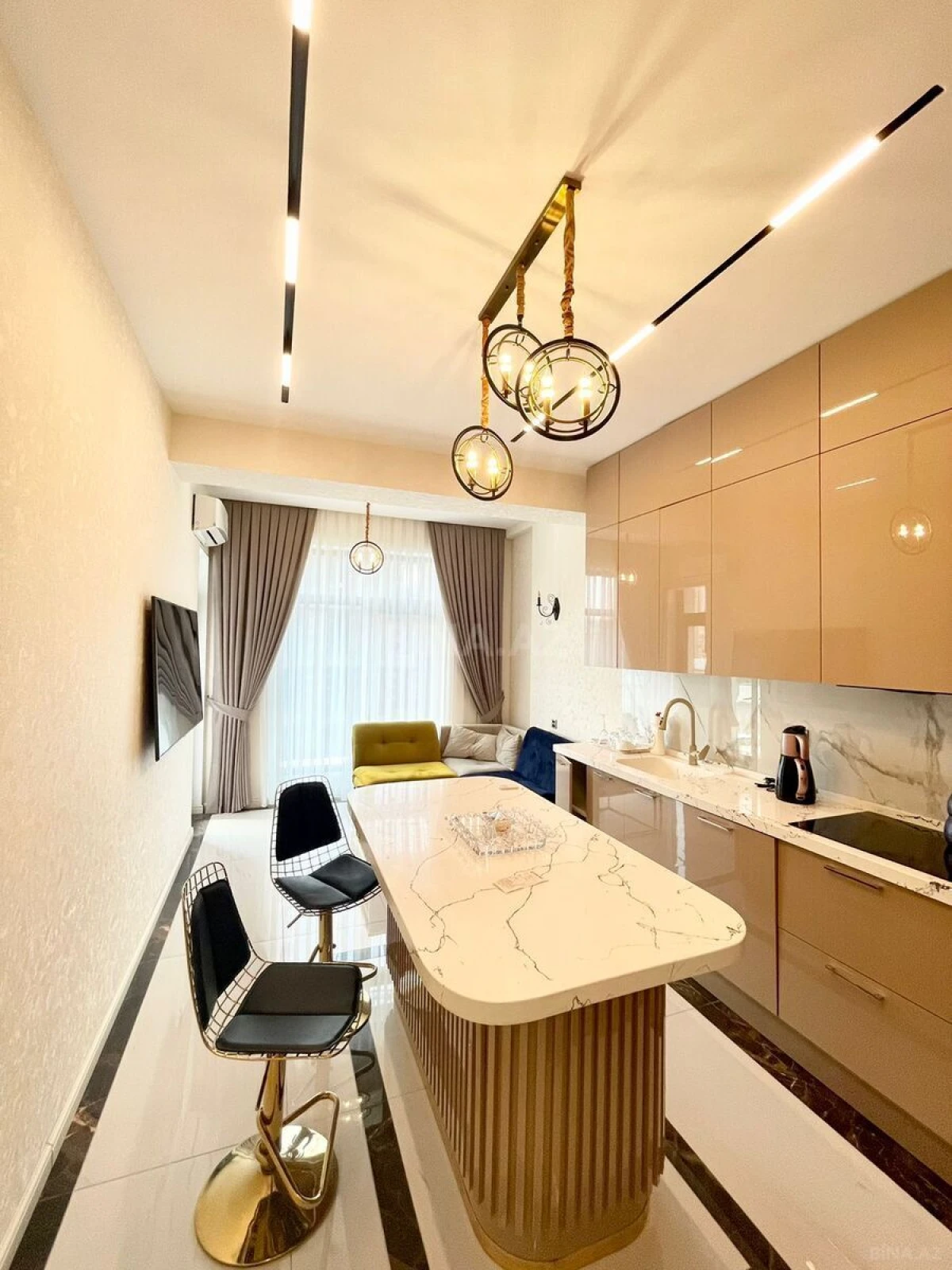 Kirayə verilir 2 otaqlı mənzil 58 m²