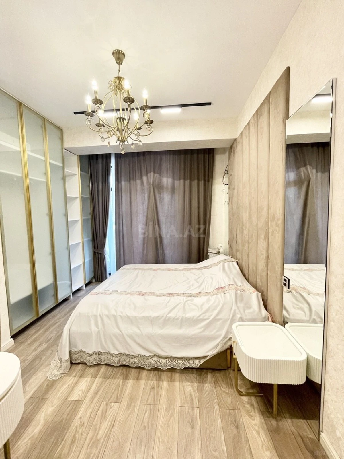Kirayə verilir 2 otaqlı mənzil 58 m²
