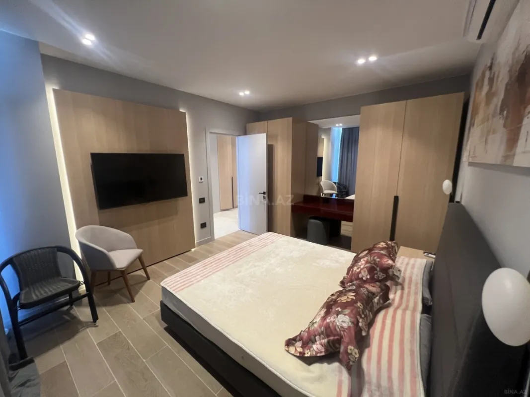 Kirayə verilir 2 otaqlı mənzil 80 m²