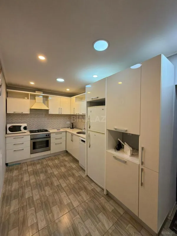 Satılır 3 otaqlı mənzil 80 m²